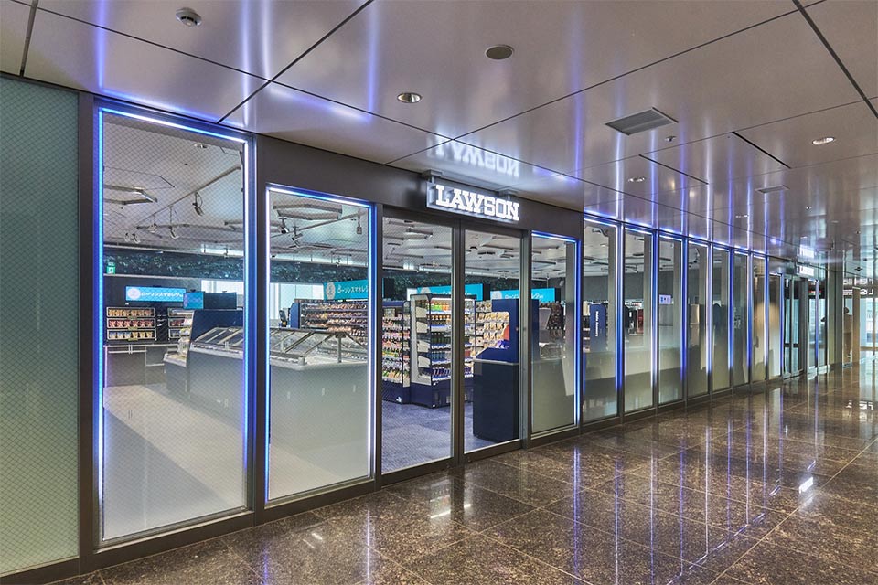 未来コンビニ開店！　サイネージ・ロボット・AI   「Real×Tech LAWSON」の1号店として「ローソン高輪ゲートウェイシティ店」をオープン